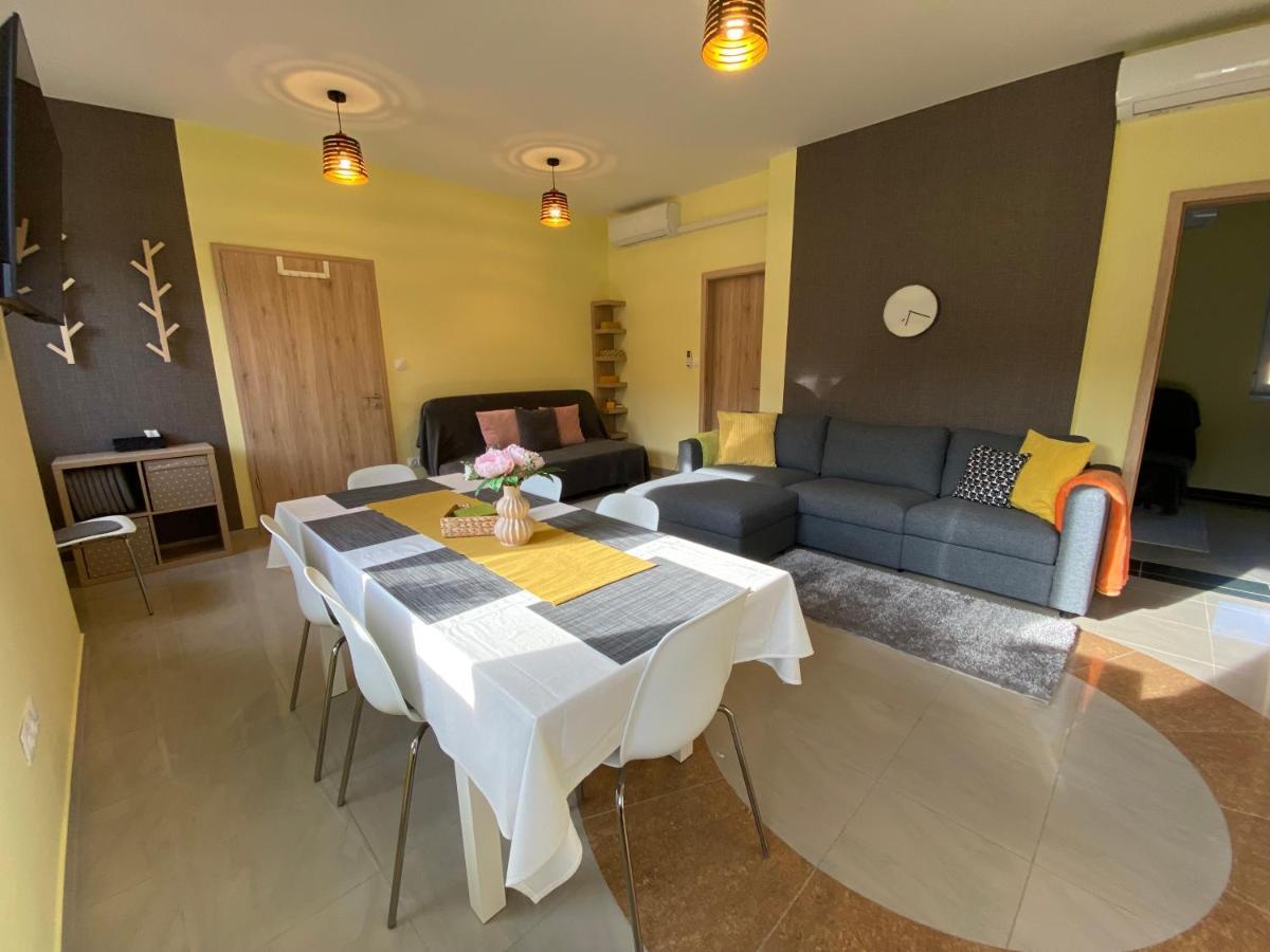 Nest1 Apartments Keszthely Esterno foto