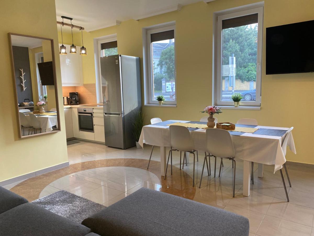 Nest1 Apartments Keszthely Esterno foto